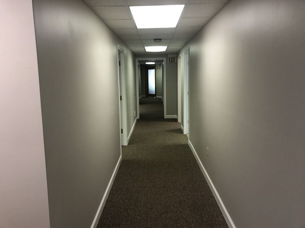 119 W Summit Hill Dr, Knoxville, TN 37902